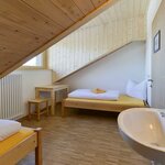 Photo of Twin room, shared shower/shared toilet | © Amann