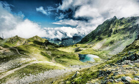 Atemberaubende Bergseen im Seetal am Hochjoch in der Silvretta Montafon