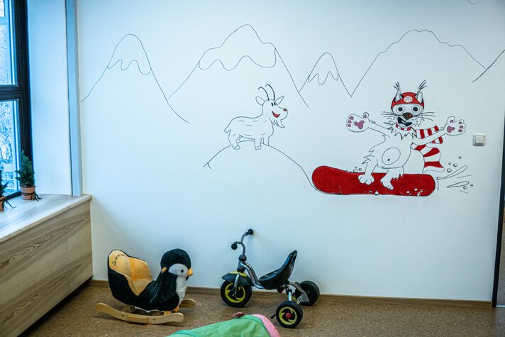 Wand mit Monti Lux Bemalung im Gagla Club in der Silvretta Montafon  | © Silvretta Montafon 