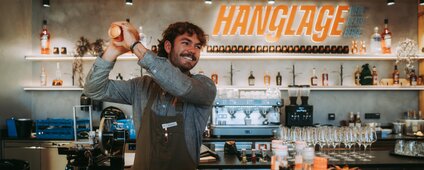 Barkeeper am shaken | © Silvretta Montafon