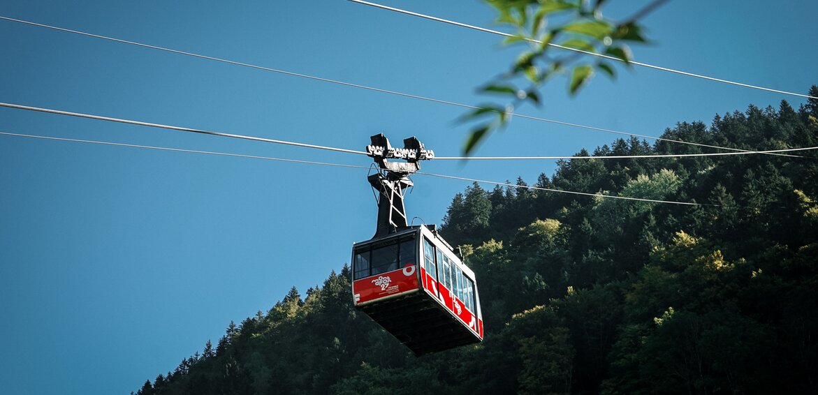 Die Hochjoch Bahn mit WM 2027 beschriftet. | © Silvretta Montafon - Vanessa Strauch