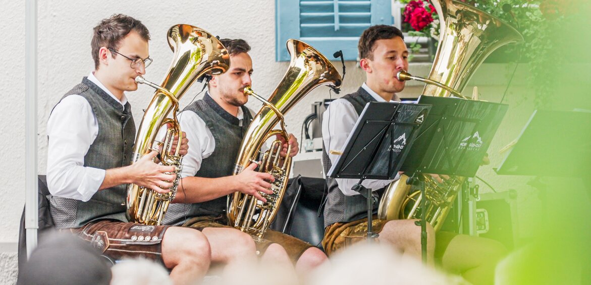 Drei Balsmusikanten beim Brass am Berg am Hochjoch in der Silvretta Montafon | © Silvretta Montafon - Niklas Kirchler