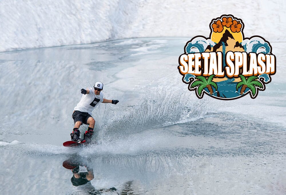 Ein Snowboarder fährt mit dem Snowboard über den Kälbersee in der Silvretta Montafon | © Seetal Splash - Silvretta Montafon