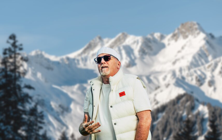 DJ Ötzi bei der Gipfeltour in der Silvretta Montafon. | © Silvretta Montafon - Mumpi Künster