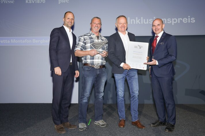 Geschäftsführer Peter Marko bei der Verleihung zur Inklusionspreisträgerin SiMo Bergbahnen GmbH | © Die Presse - Günther Peroutka
