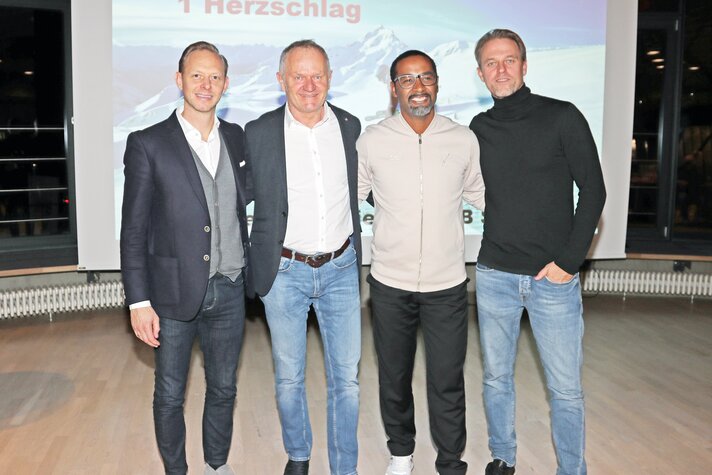 Gruppenbild Pressekonferenz | © Pressefoto Rudel Stuttgart, Herbert Rudel