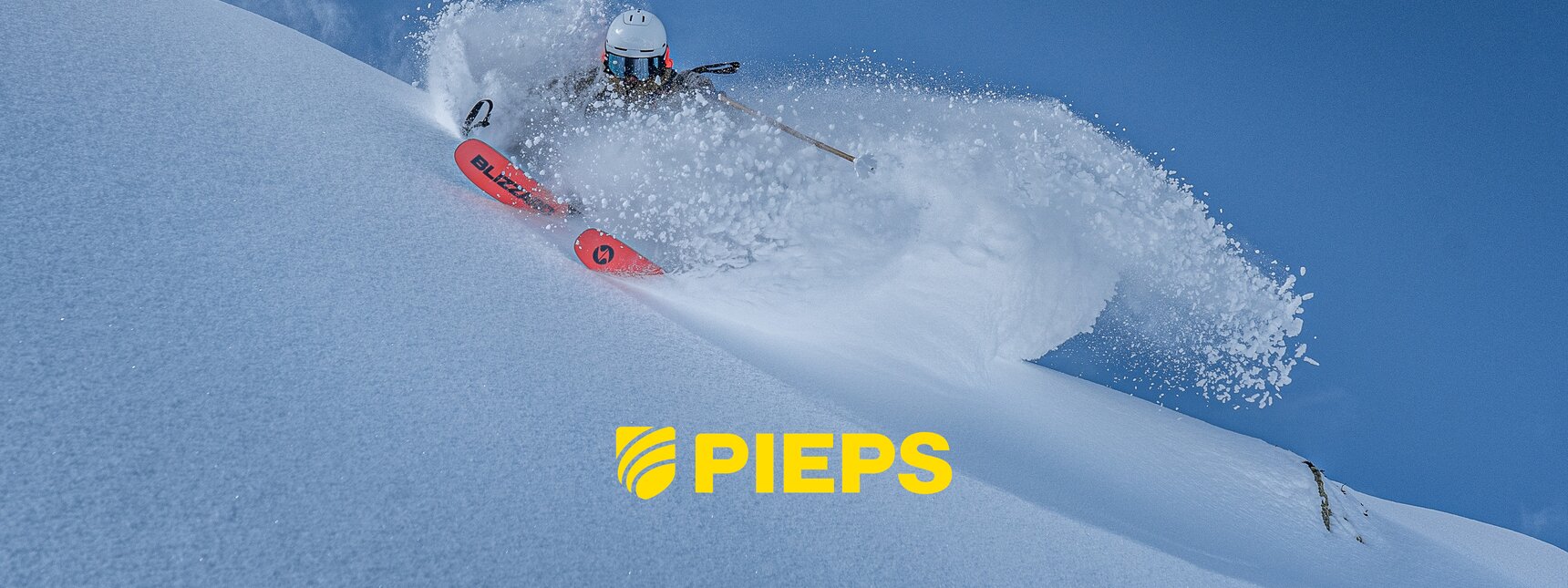Ein Freerider fährt im Tiefschnee in der Silvretta Montafon. | © Silvretta Montafon - Lorenzo Alesi