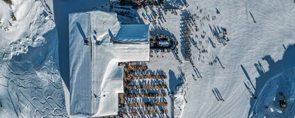 Die Ansicht von oben auf die Bella Nova an der Valisera Bahn Bergstation in der Silvretta Montafon. | © Silvretta Montafon - Vanessa Strauch