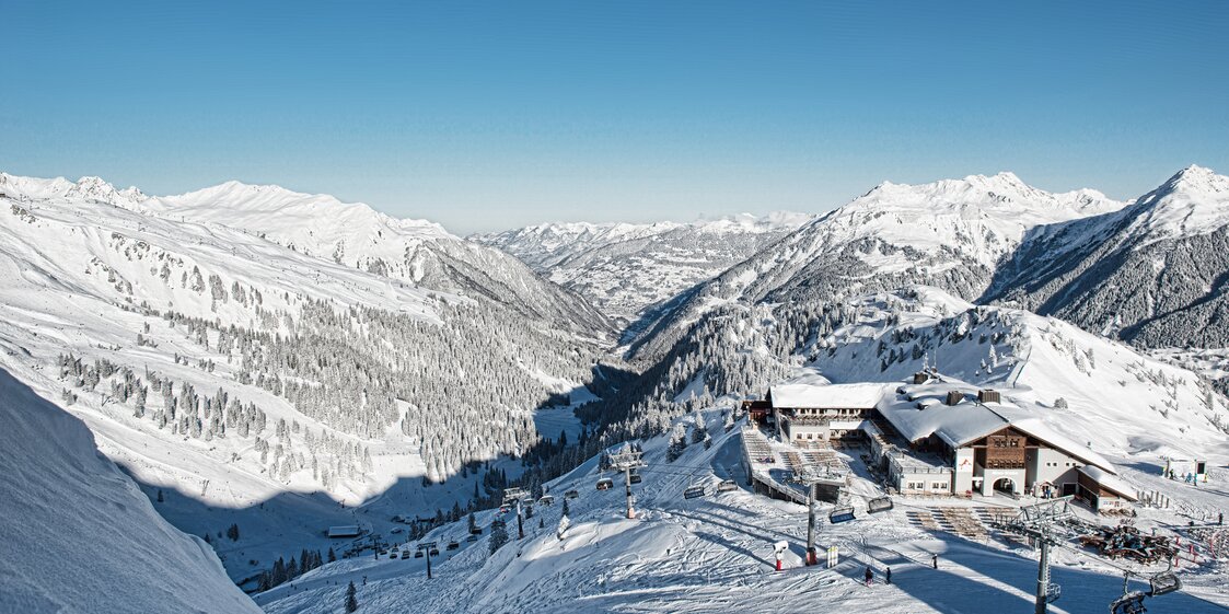 Die verschneite Nova Stoba im Winter in der Silvretta Montafon. | © Silvretta Montafon - Daniel Zangerl