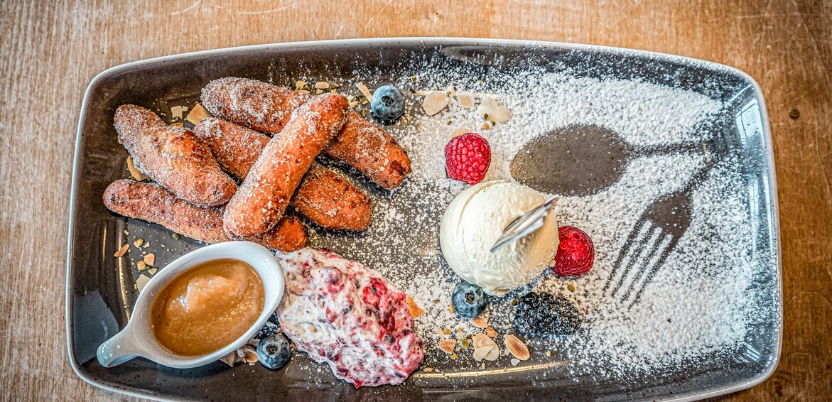 Muntafuner Bŏlma-Nodla - Silvretta Montafon | © Silvretta Montafon - Vanessa Strauch Ein Dessert in der Nova Stoba in der Silvretta Montafon. | © Silvretta Montafon - Vanessa Strauch