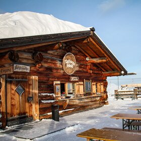 Valisera Hüsli - Silvretta Montafon | © Silvretta Montafon - Jutta Detjen Das Valisera Hüsli mit Terrasse im Skigebit Silvretta Montafon. | © Silvretta Montafon - Jutta Detjen