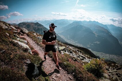 Mann beim Jogen im Montafon Totale Trail in der Silvretta Montafon | © Silvretta Montafon - Jörn Perschbacher