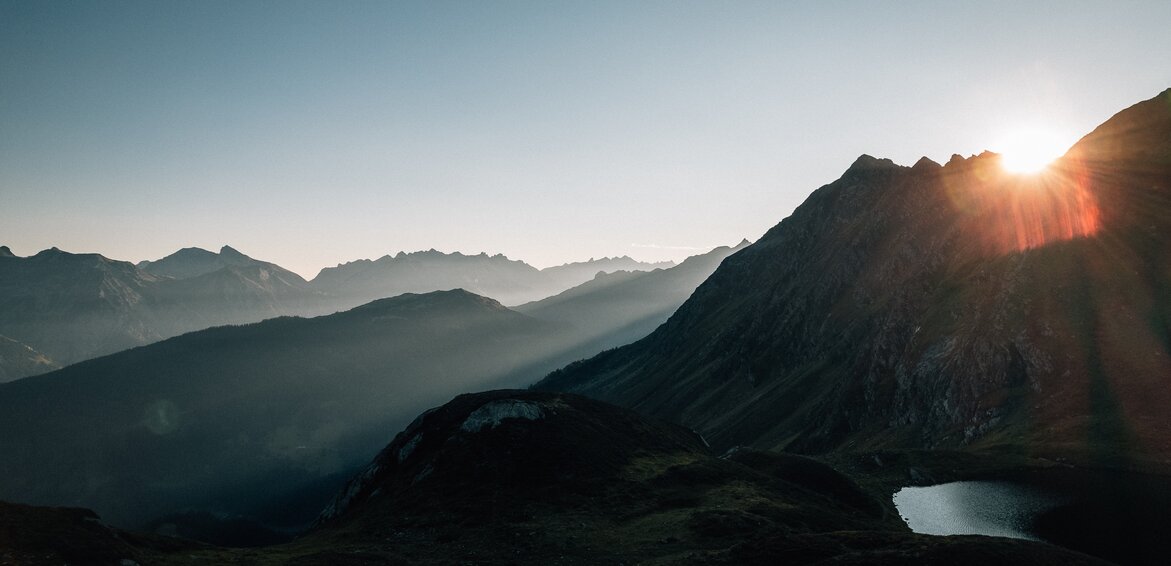 Sonnenuntergang im Seetal - Silvretta Montafon | © Silvretta Montafon - Moritz Hübner Ein stimmungsvoller Sonnenuntergang im Seetal am Hochjoch in der Silvretta Montafon. | © Silvretta Montafon - Moritz Hübner