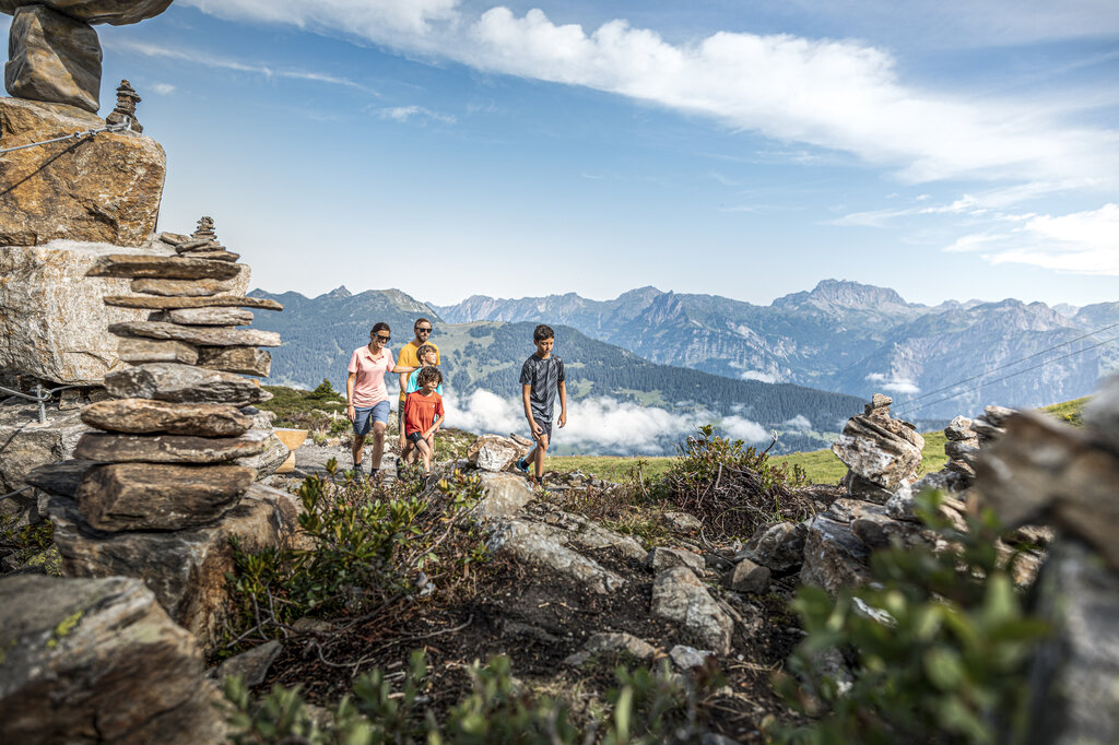 sommer-und-winteraktivit-ten-silvretta-montafon